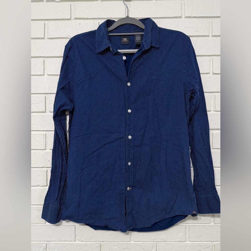 Men’s Dockers Button Down. Blue with white dots. Long sleeved. Size M